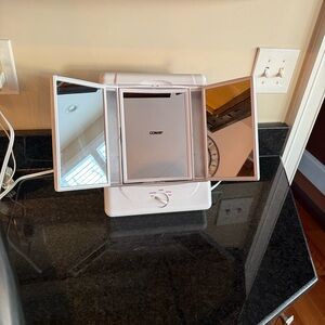 Conair Tri-Fold Vanity Mirror TM7LX for makeup